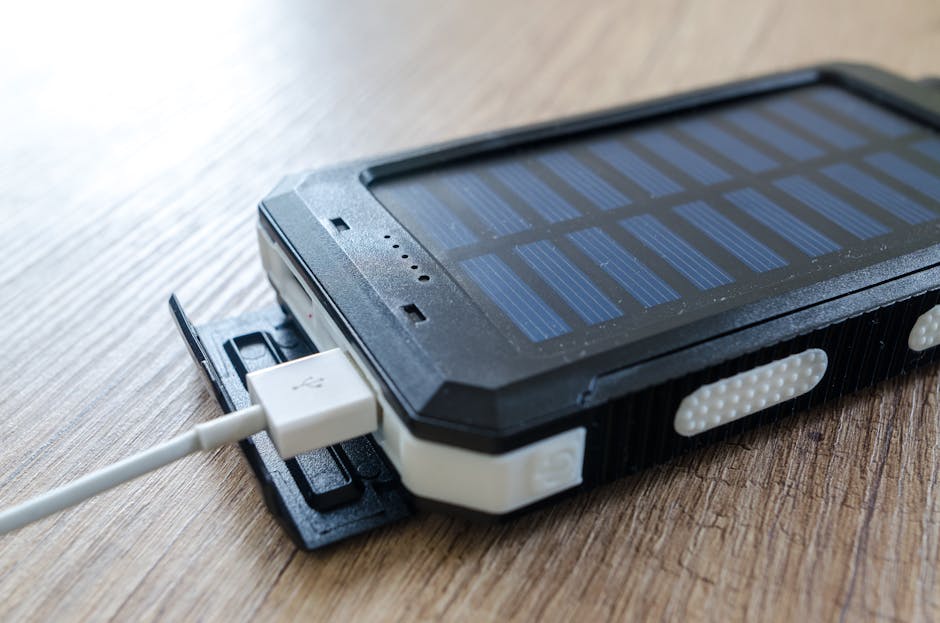 ポータブル電源のソーラー充電｜100Wパネルで満充電まで何時間？
