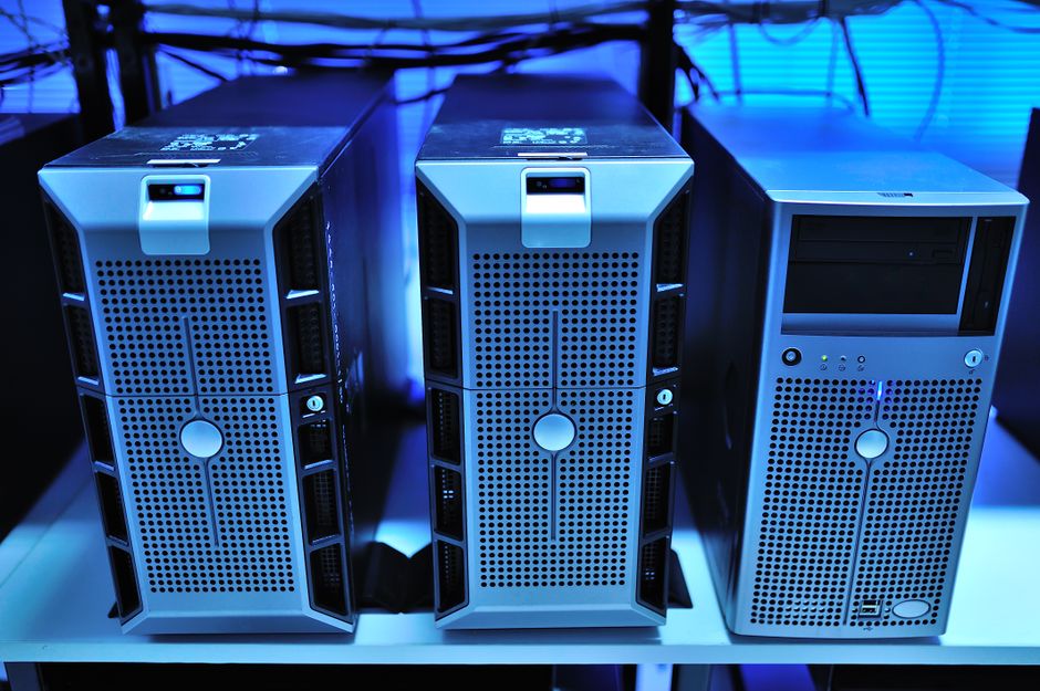 UPSとポータブル電源の違い｜パソコンを守るならどっち？