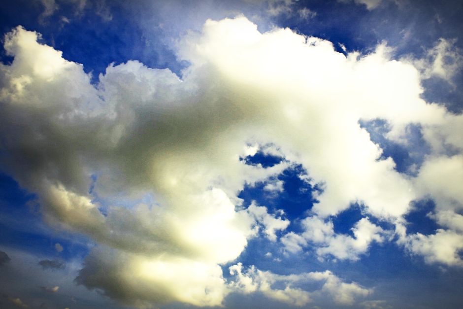 曇り・雨の日の発電量はどれくらい？ベランダ太陽光の悪天候実測データ